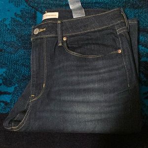 Signature mid risk bootcut Jeans